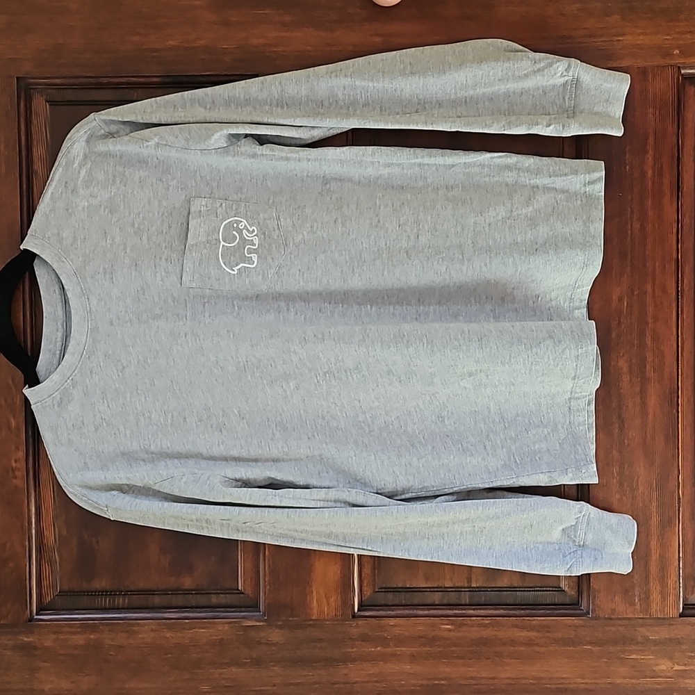 Ivory Ella long sleeve Tee Small